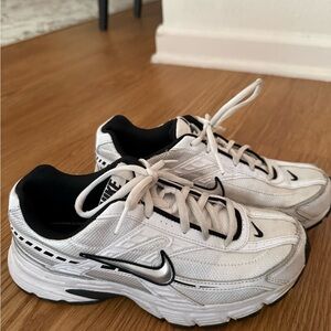 Nike Black and White Athletic Shoes